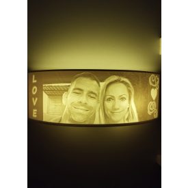 Hajlított fali lámpa